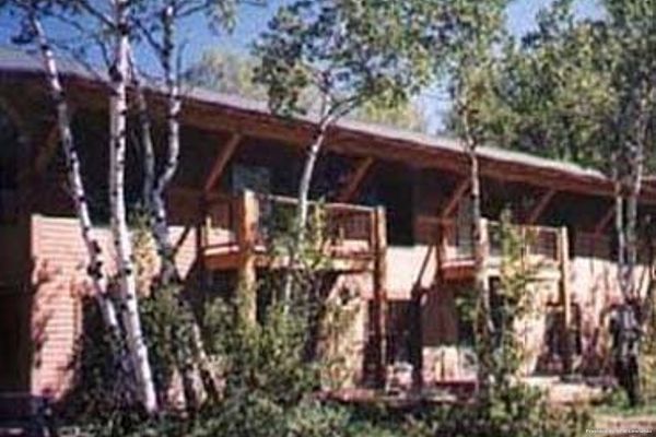GRAND TARGHEE RESORT VACATION RENTALS (Driggs)